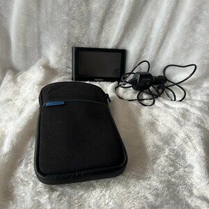 Garmin 145-01615-10 GPS Navigation System 5” Screen With Charger Tested w/Case